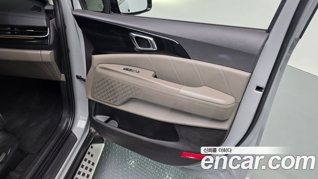 Kia Canival 2024 — photo 14