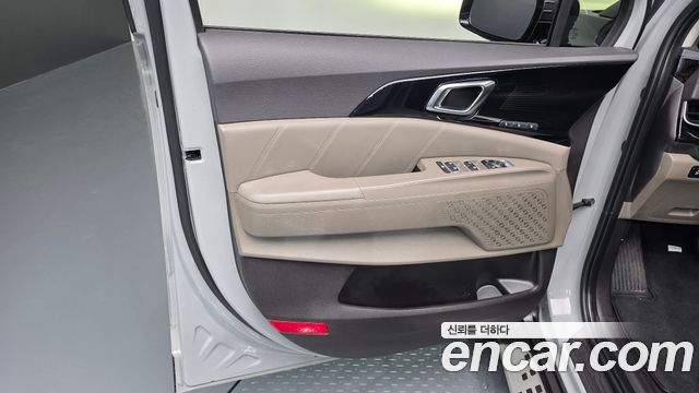 Kia Canival 2024 — photo 15