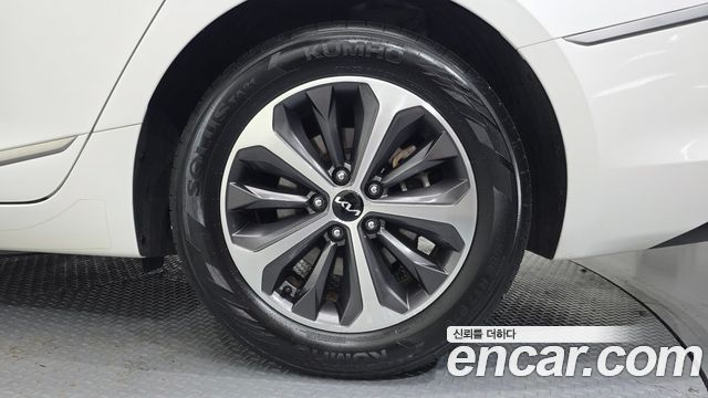 Kia K8 2022 — photo 7