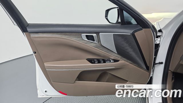 Kia K8 2022 — photo 14