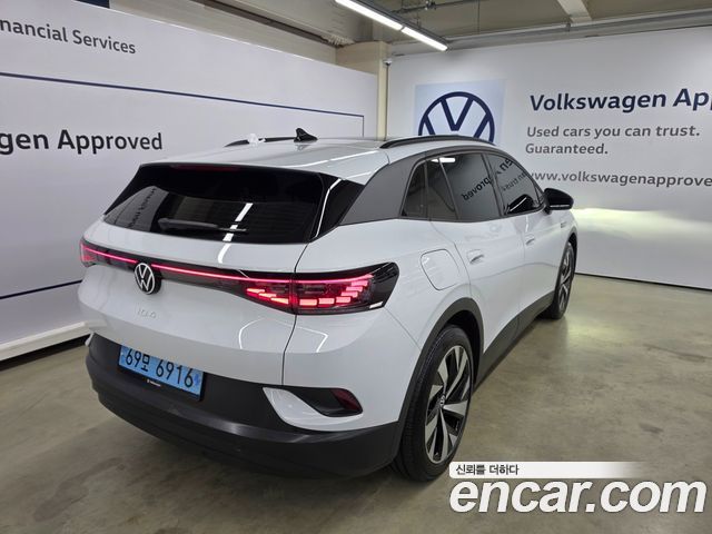 Volkswagen ID.4 2023 — photo 2