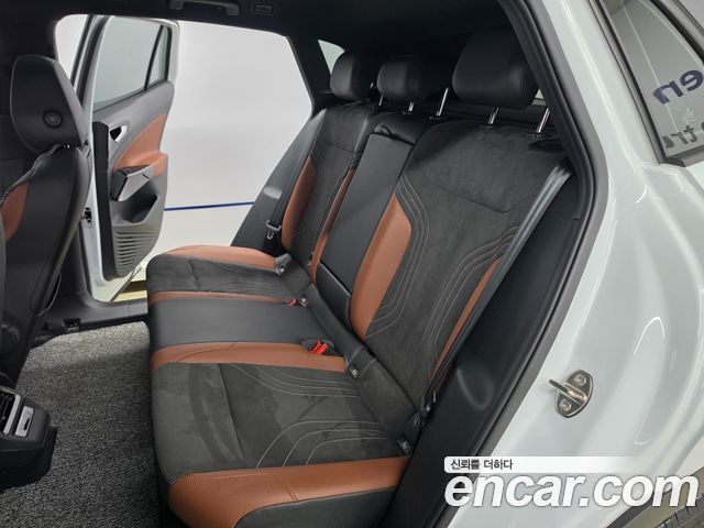 Volkswagen ID.4 2023 — photo 10
