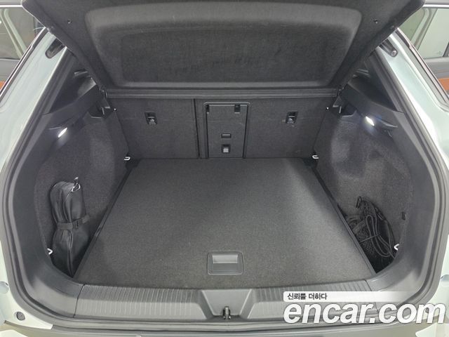 Volkswagen ID.4 2023 — photo 14