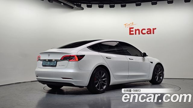 Tesla Model 3 2021 — photo 2