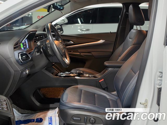 Chevrolet Korea 볼트 EUV 2023 — photo 14