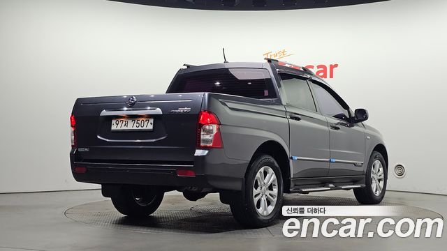 KG Mobility KORANDO 2015 — photo 2