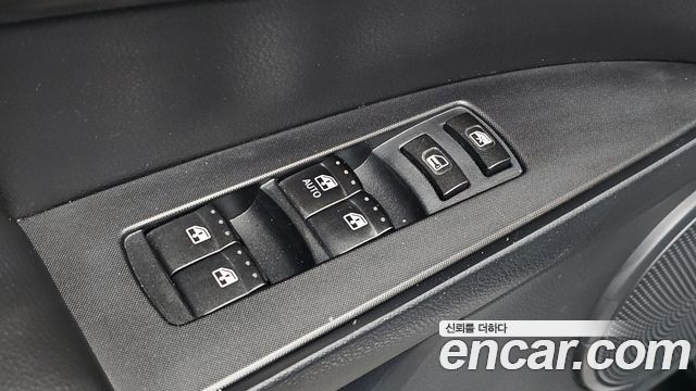 KG Mobility KORANDO 2015 — photo 19