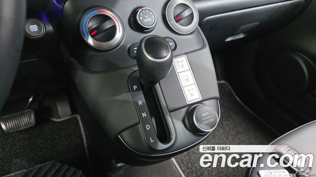 Hyundai Casper 2023 — photo 12