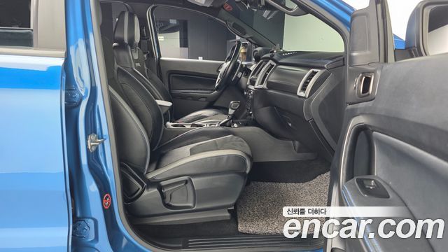 Ford Ranger 2022 — photo 11