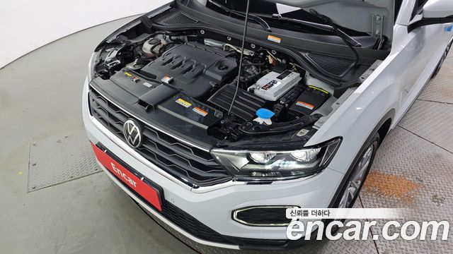 Volkswagen T-Roc 2021 — photo 6