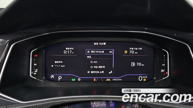 Volkswagen T-Roc 2021 — photo 8