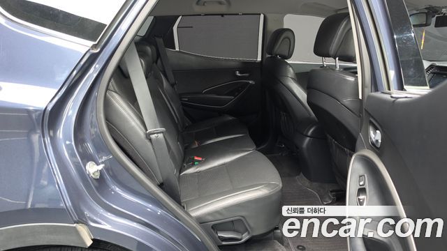 Hyundai Santafe 2018 — photo 17