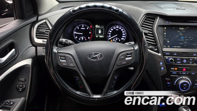 Hyundai Santafe 2018 — photo 18
