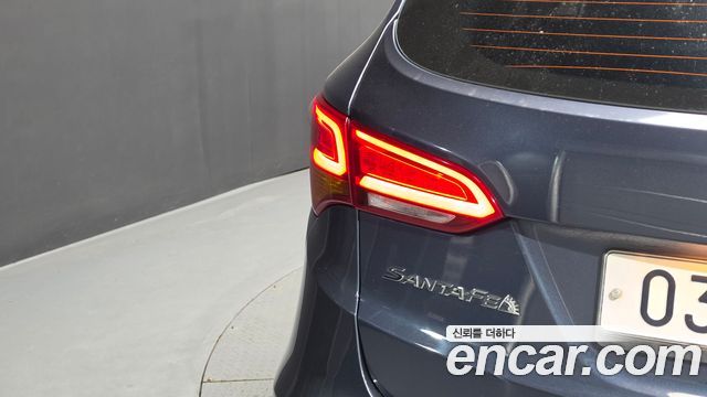 Hyundai Santafe 2018 — photo 9