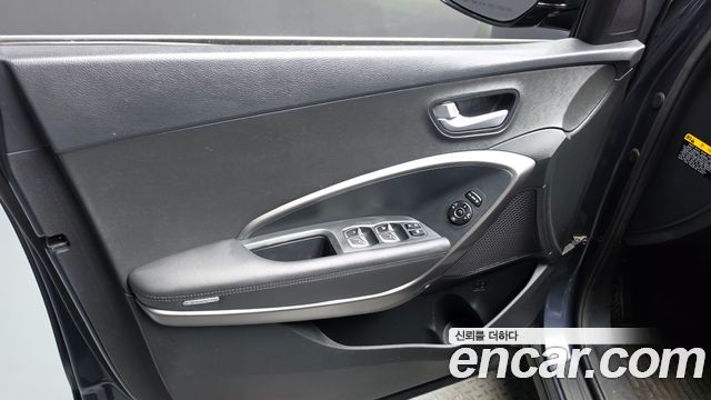 Hyundai Santafe 2018 — photo 14