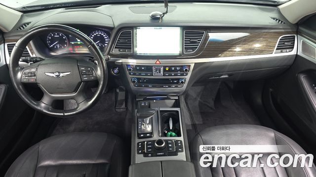 Genesis G80 2018 — photo 10