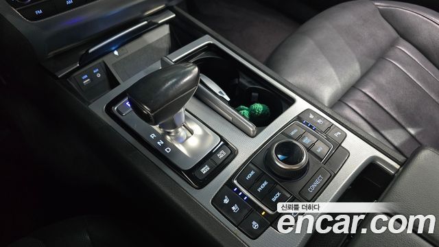 Genesis G80 2018 — photo 12