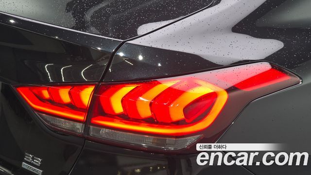 Genesis G80 2018 — photo 9