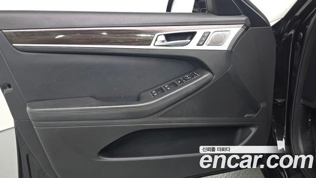 Genesis G80 2018 — photo 14