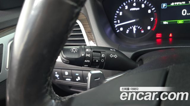 Genesis G80 2018 — photo 27
