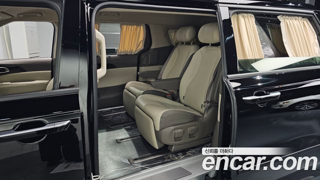 Kia Canival 2025 — photo 11