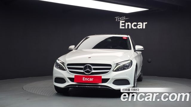 Mercedes-Benz C-Class 2018 — photo 3