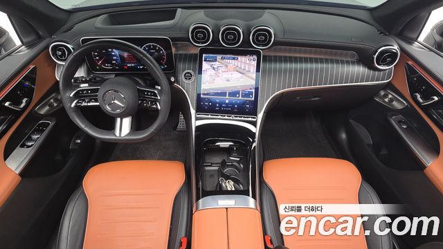 Mercedes-Benz GLC-Class 2024 — photo 10