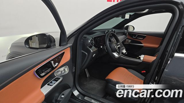 Mercedes-Benz GLC-Class 2024 — photo 13