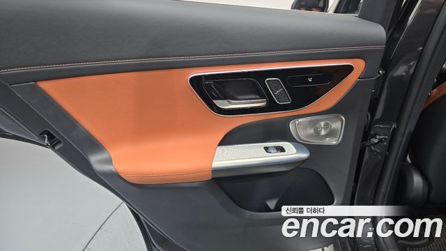 Mercedes-Benz GLC-Class 2024 — photo 15