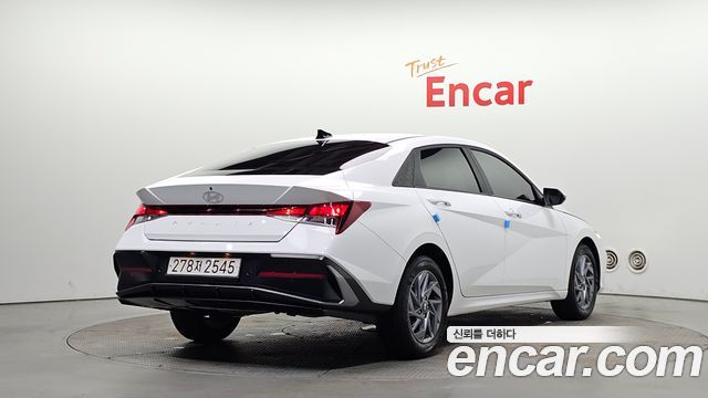 Hyundai AVANTE 2024 — photo 2