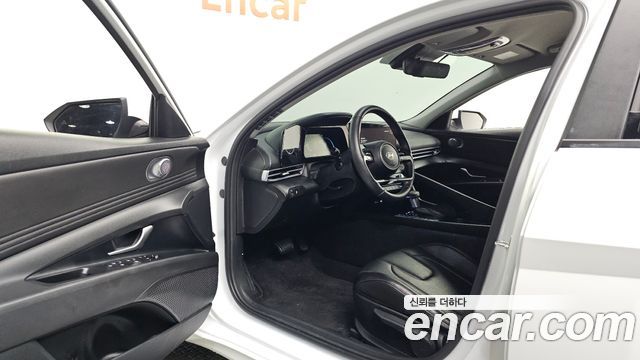 Hyundai AVANTE 2024 — photo 13