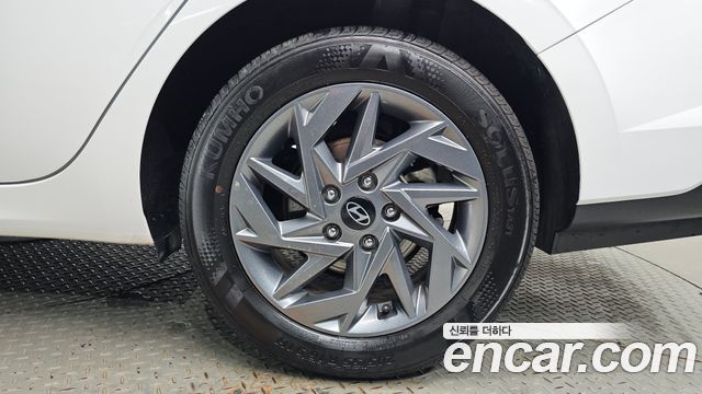 Hyundai AVANTE 2024 — photo 7