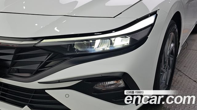 Hyundai AVANTE 2024 — photo 8