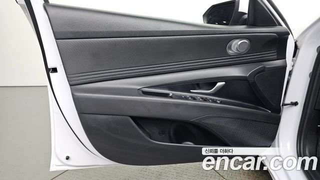 Hyundai AVANTE 2024 — photo 14