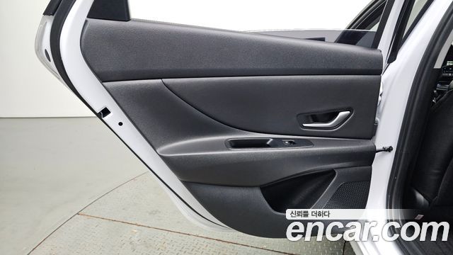 Hyundai AVANTE 2024 — photo 15