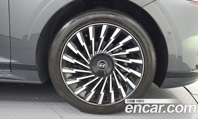 Hyundai Grandeur 2023 — photo 7