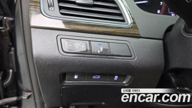 Hyundai Sonata 2016 — photo 12