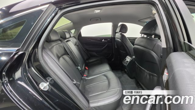 Hyundai Sonata 2016 — photo 18