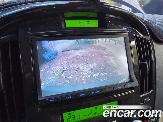 Hyundai Starex 2015 — photo 12