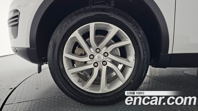 Land Rover Discovery Sport 2019 — photo 5