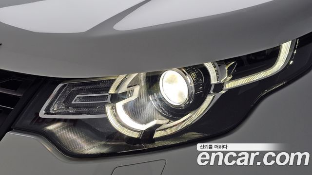 Land Rover Discovery Sport 2019 — photo 8