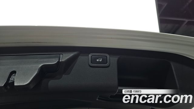 Land Rover Discovery Sport 2019 — photo 27