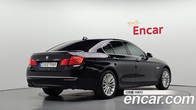 BMW 5-Series 2015 — photo 2