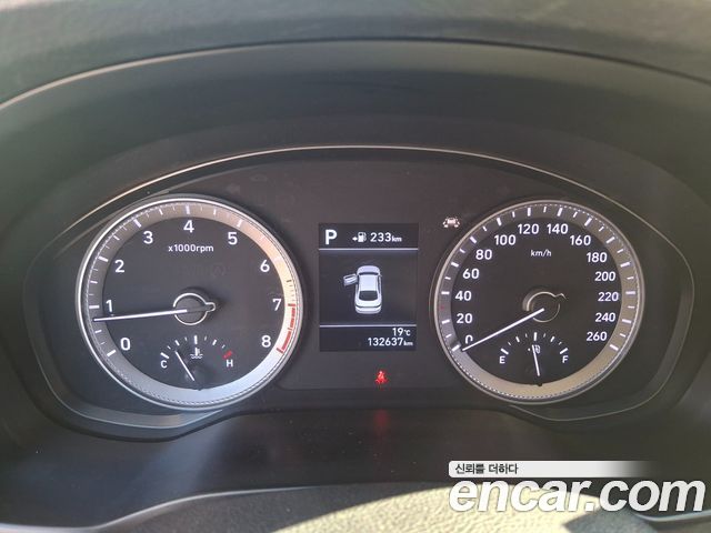 Hyundai Grandeur 2018 — photo 8