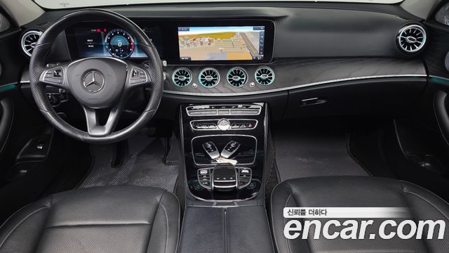 Mercedes-Benz E-Class 2018 — photo 7
