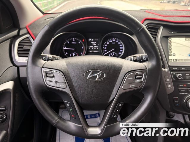 Hyundai Santafe 2016 — photo 12