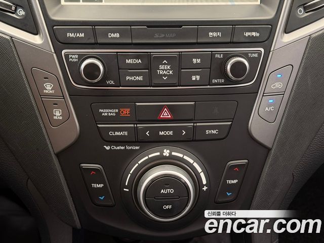 Hyundai Santafe 2016 — photo 16