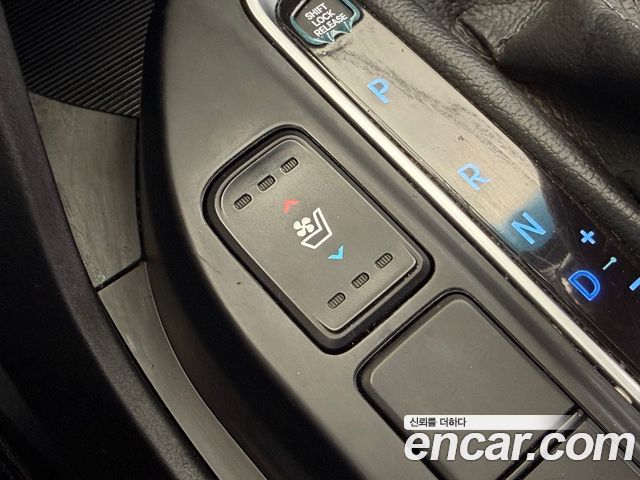 Hyundai Santafe 2016 — photo 17