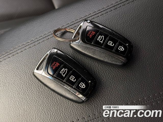 Hyundai Santafe 2016 — photo 19