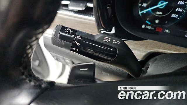 Kia K5 2020 — photo 29